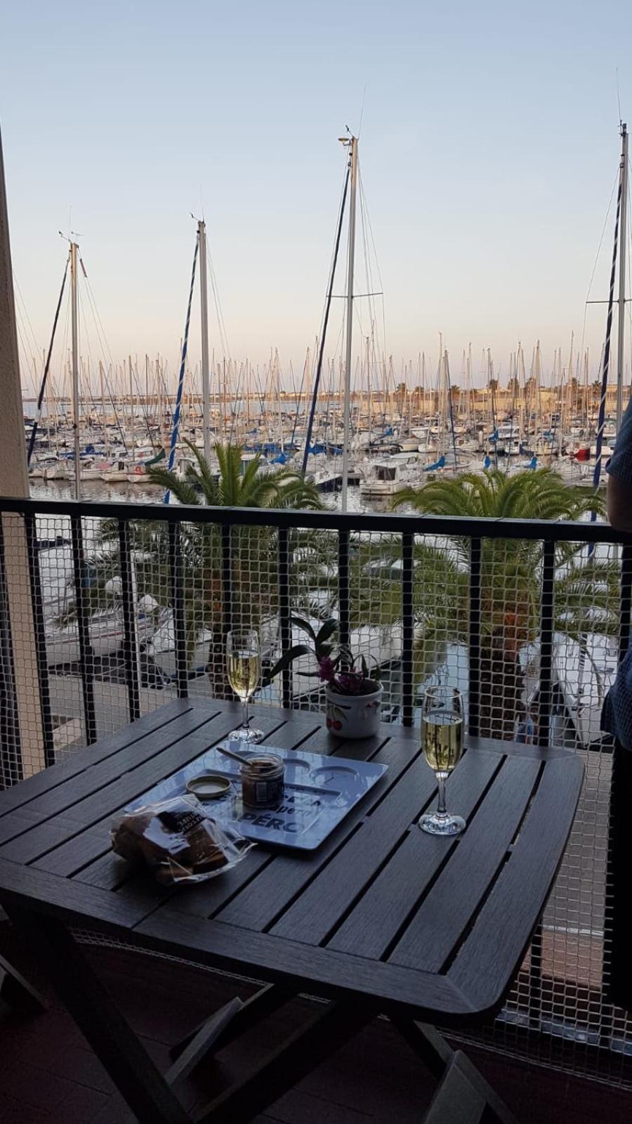 Appartamento T2 Sur Le Port Avec Parking Gruissan Esterno foto