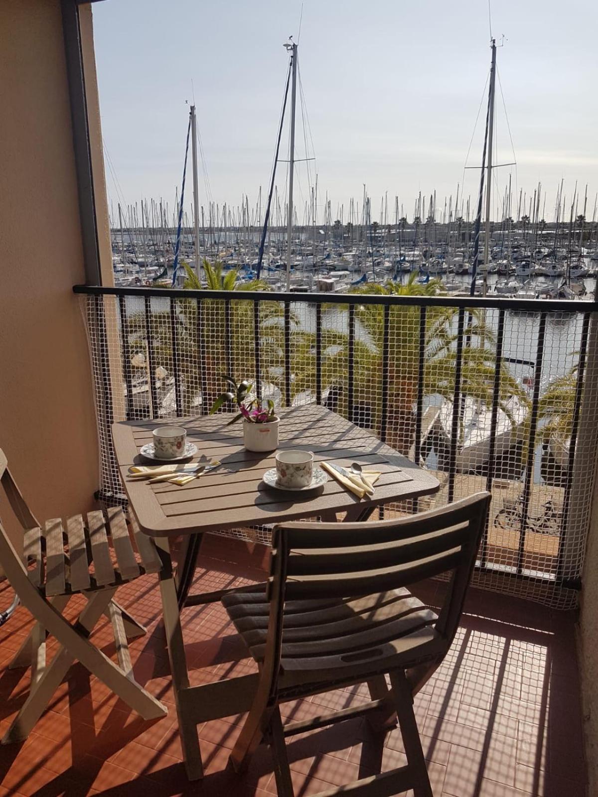 Appartamento T2 Sur Le Port Avec Parking Gruissan Esterno foto